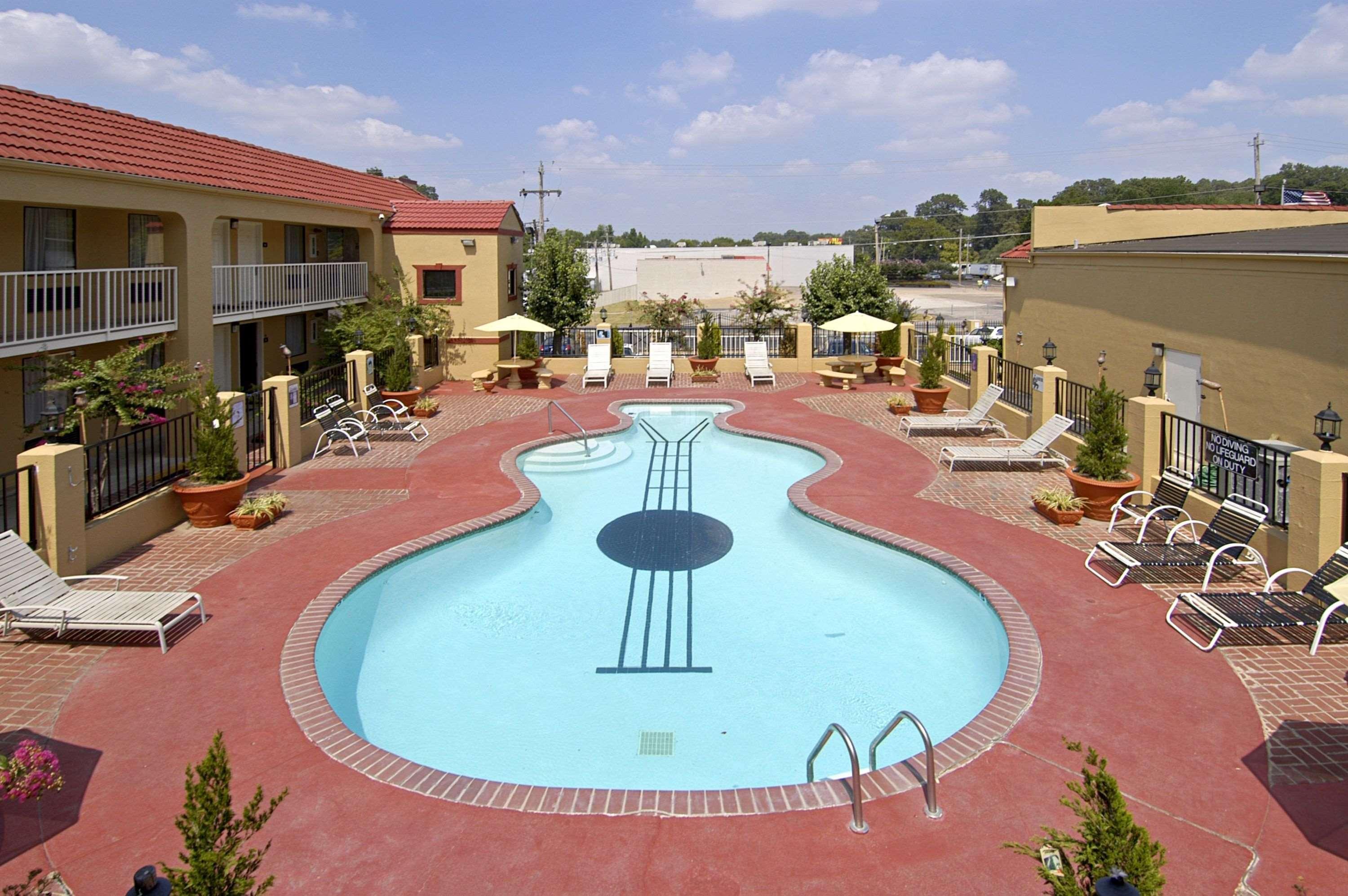 Days Inn By Wyndham Memphis At Graceland Exterior foto
